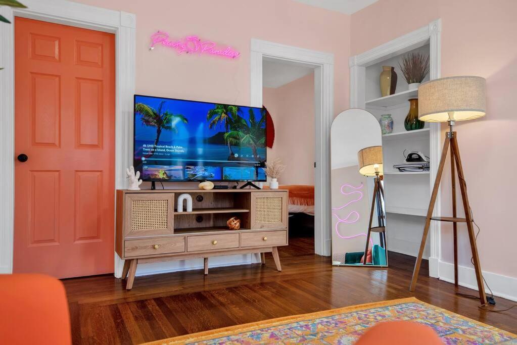 Peachy Paradise In East Rock Near Dt/Yale New Haven Exteriör bild