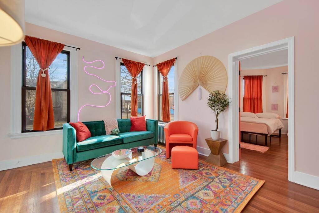 Peachy Paradise In East Rock Near Dt/Yale New Haven Exteriör bild